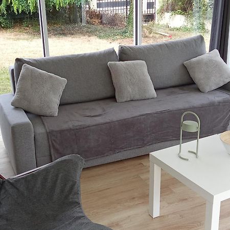 אמבואה Charmant Loft Avec Jardin Pres Du Centre Ville מראה חיצוני תמונה
